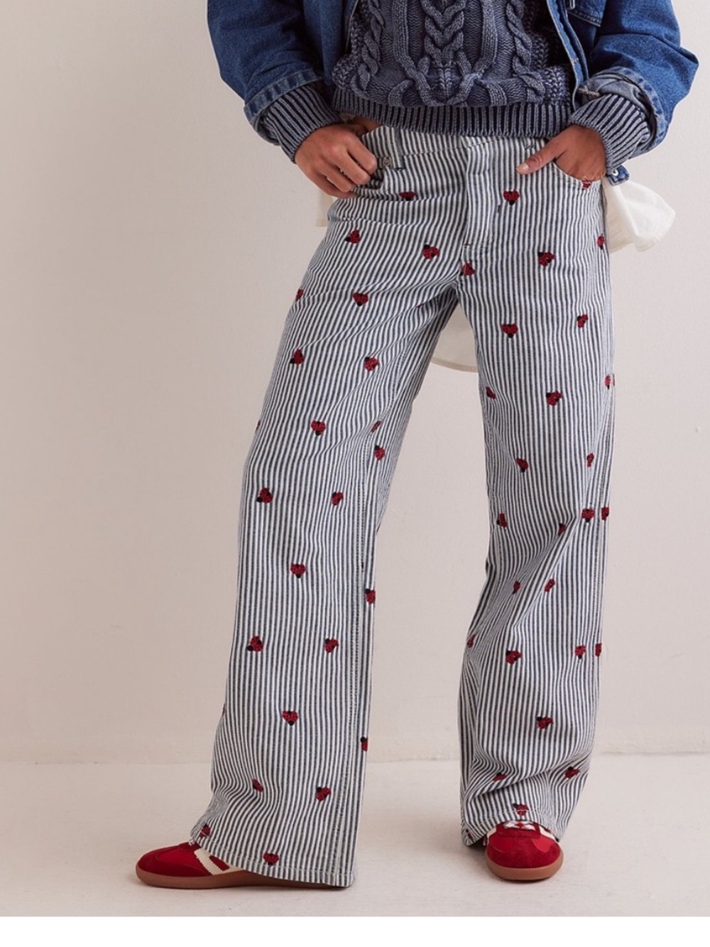 Free People Bugged Out Straight leg jeans. 26